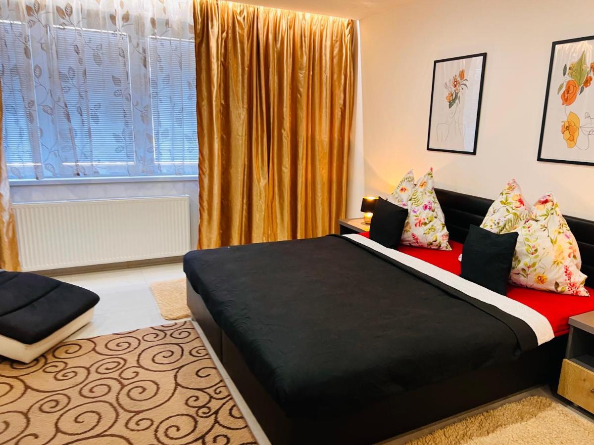 Sparrow Apartmens - Vrabcia Ulica 9, Košice Buitenkant foto